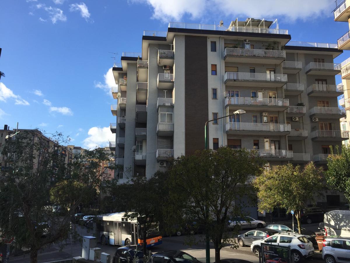 Smart B&B Salerno Esterno foto